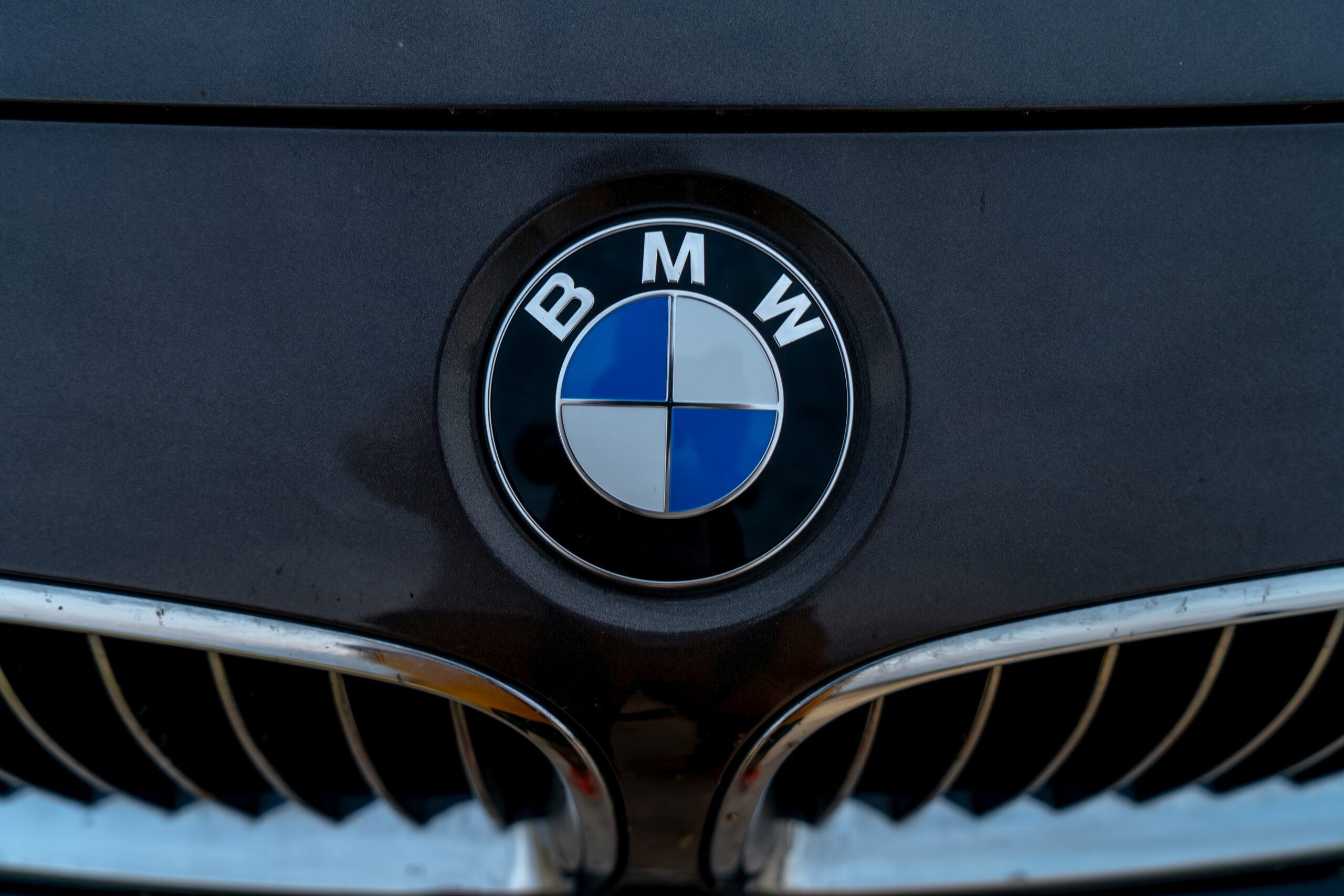 bmw-logo-meaning